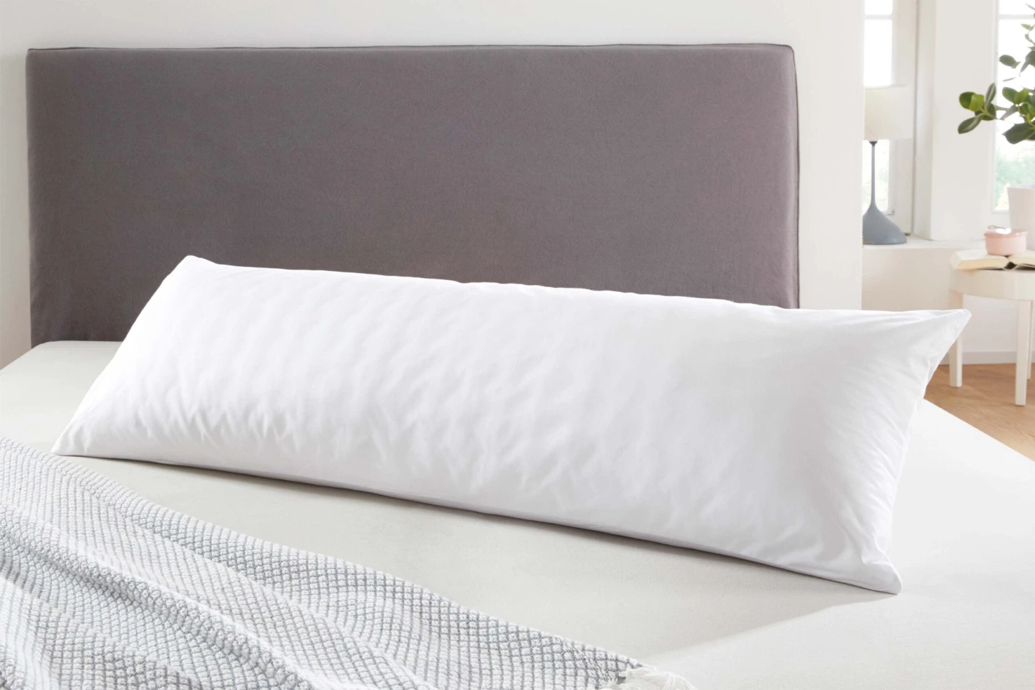Seitenschläferkissen MONTEPEILER In Farbe Weiß 2 Seitenschläferkissen MONTEPEILER In Farbe Weiß – Bild 2
