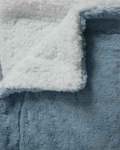 XL Kunstfell Wohndecke In Blau - (L)240 X (B)220 Cm 4 XL Kunstfell Wohndecke In Blau - (L)240 X (B)220 Cm – Bild 4