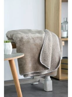 Plaid "Calin" In Beige - (L)160 X (B)130 Cm -Heimtextilien stof france plaid calin in beige l 160 x b 130 cm 3